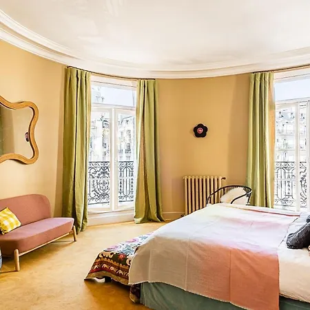 170m Air Conditioned Decor * Париж