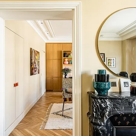 170m Air Conditioned Decor Appartement